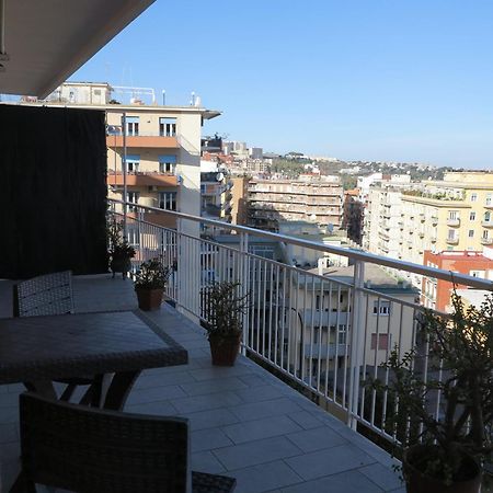 Pretty Panoramic Apartment - Half Way Center-Vomero District Nápoles Exterior foto