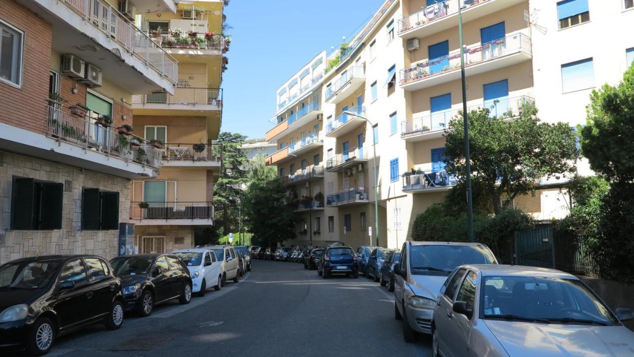 Pretty Panoramic Apartment - Half Way Center-Vomero District Nápoles Exterior foto
